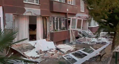 14 katlı binada patlama: 1 Can Kaybı