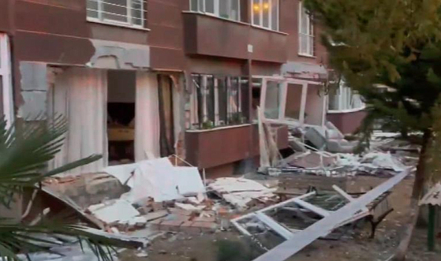 14 katlı binada patlama: 1 Can Kaybı