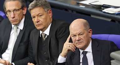 Almanya’da hükümet düştü