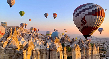 2024 Yılında Türkiye Turizm Gelirinde Rekor Artış: 61,1 Milyar Dolar