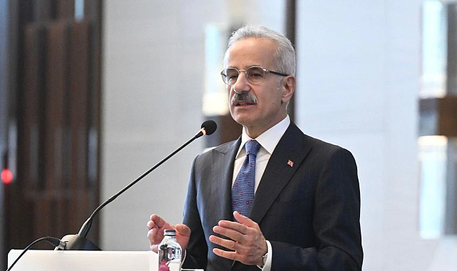 Bakan Uraloğlu Açıkladı: Türkiye Şam Havalimanı'nı Yeniliyor