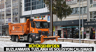 Büyükşehir’den Buzlanmaya Tuzlama ve Solüsyon Çalışması