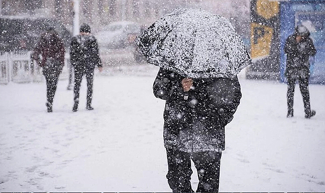 Meteoroloji 4 İli Uyardı! Kuvvetli Kar Sağanağı