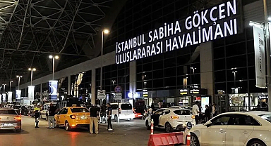 Sabiha Gökçen Havalimanı'nda Olumsuz Hava Koşulları Nedeniyle Uçuşlar Aksadı