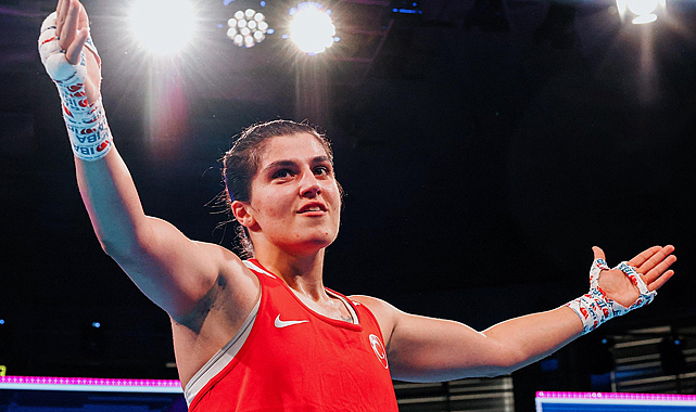 Milli boksör Busenaz Sürmeneli, dünya şampiyonu oldu