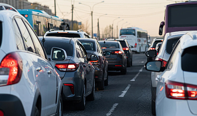 Bolu'da yoğun trafik devam ediyor