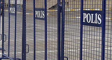 İzinsiz gösteride pankart taşıyan 3 kişiye 4 yıla kadar hapis talebi