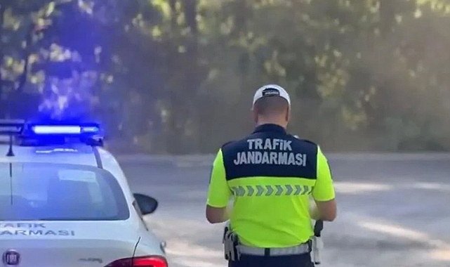 Bayram tatilinin ilk 3 gününde 2 bin 238 trafik kazası: 26 can kaybı