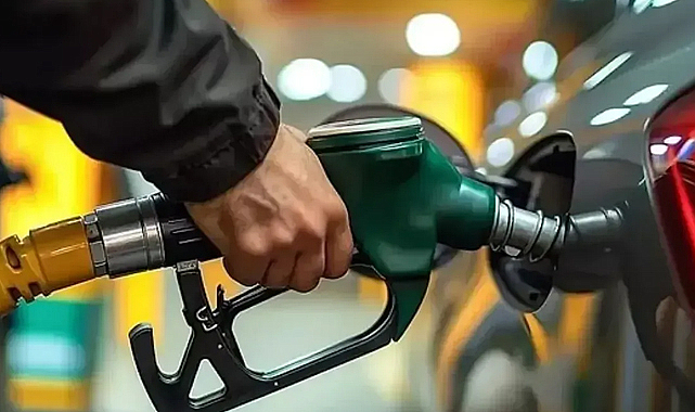 Benzine zam kapıda: Tabelaya yansıyacak