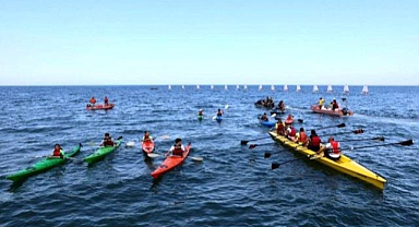 Karadeniz kanolarla renklendi 