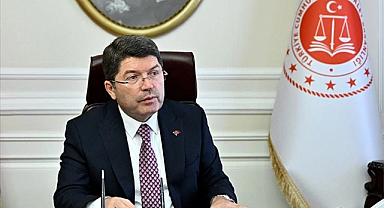 Hukuk fakültelerine ilk 100 binden öğrenci alınacak