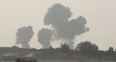  İsrail, Suriye’deki Hava Saldırılarını Sürdürdüğünü Açıkladı