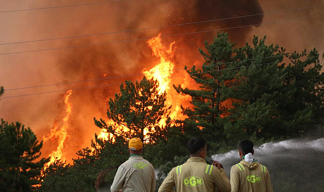 Karabük’te Orman Yangını 2. Gününde: 4 Mahalle ve 1 Köy Tahliye Edildi