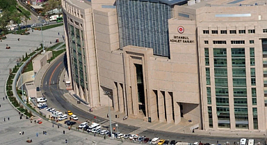 Leman Dergisi Soruşturmasında Yeni Gelişme: Yazı İşleri Müdürü Özdemir İçin Yakalama