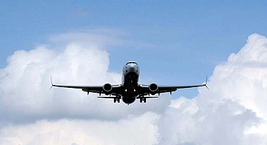 Rusya'da Yolcu Uçağı Kayboldu