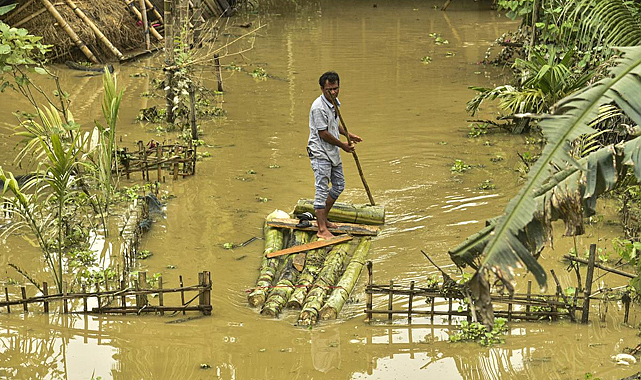 Hindistan’da Heyelan Faciası: 4 Ölü, 50’den Fazla Kayıp