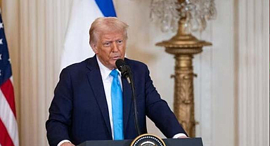 Trump’tan Yeni Gümrük Hamlesi: Türkiye’ye Yüzde 15 Vergi, Kanada’ya Artış