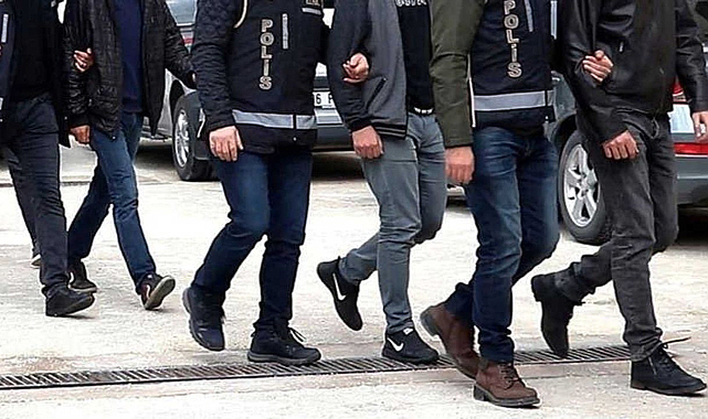 Antalya Büyükşehir Belediyesi'ne operasyon: 17 kişi gözaltında