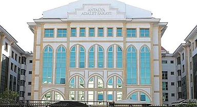 Antalya’da rüşvet operasyonunda 5 tutuklama