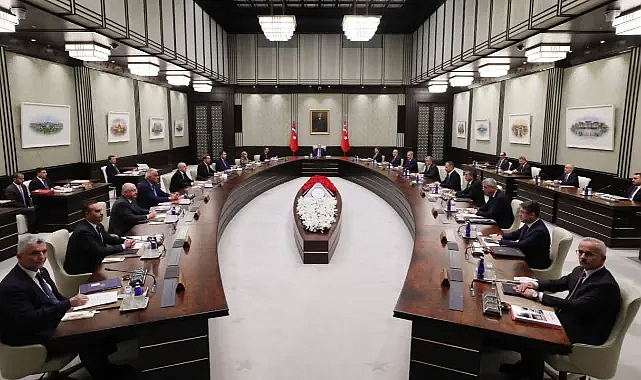 Cumhurbaşkanlığı Kabinesi, Cumhurbaşkanı Erdoğan başkanlığında toplandı