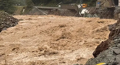 Giresun’da sağanak yağış sonrası 19 kişi mahsur kaldıkları yerlerden kurtarıldı