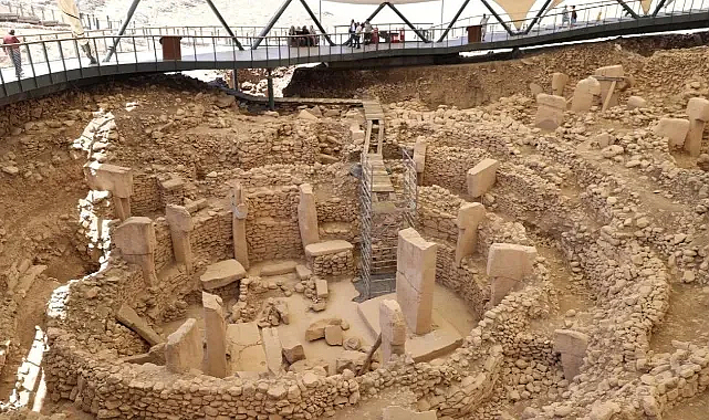 Göbeklitepe’de heyecan yaratan insan heykeli keşfi