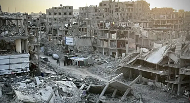 İsrail'in Gazze'ye son 24 saatteki saldırılarında 75 Filistinli hayatını kaybetti