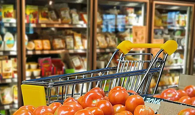 Ticaret ve perakende satış hacmi yıllık bazda yükseldi