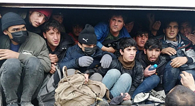 81 ilde eş zamanlı operasyon: 169 göçmen kaçakçısı yakalandı