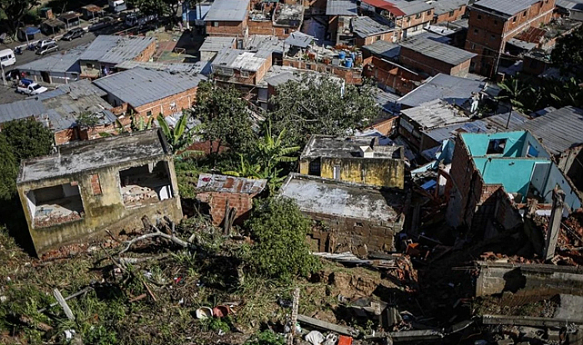Altın Madeni Göçtü: 14 İşçi Yaşamını Yitirdi