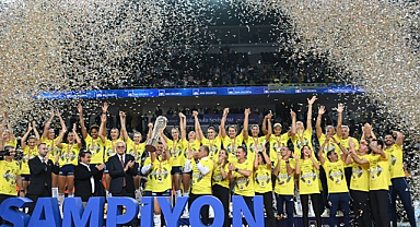 Bakan Bak'tan Fenerbahçe Medicana'ya tebrik mesajı