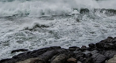 Meteorolojiden üç bölgeye fırtına uyarısı: Ulaşımda aksamalara dikkat