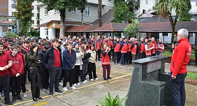 Rize’de okullarda eş zamanlı tahliye tatbikatı yapıldı