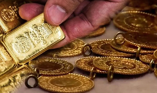 Altın yeni haftaya dalgalı başladı