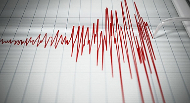 Bangladeş’te meydana gelen depremde 3 kişi yaşamını yitirdi