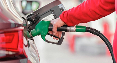 Benzine zam geliyor: Litre fiyatı 55 TL’yi geçecek