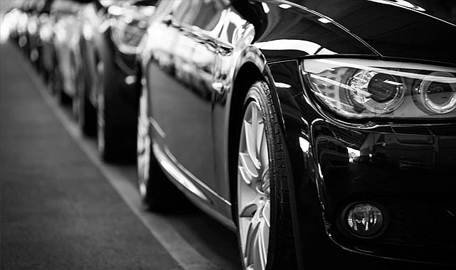 Gümrüklerde 1,7 milyar liralık kaçak araç operasyonu