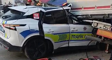 Polis Aracına TIR Çarptı: 1 Şehit