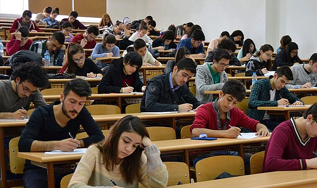 Türkiye’de yükseköğretimde 6,7 milyon öğrenci eğitim görüyor