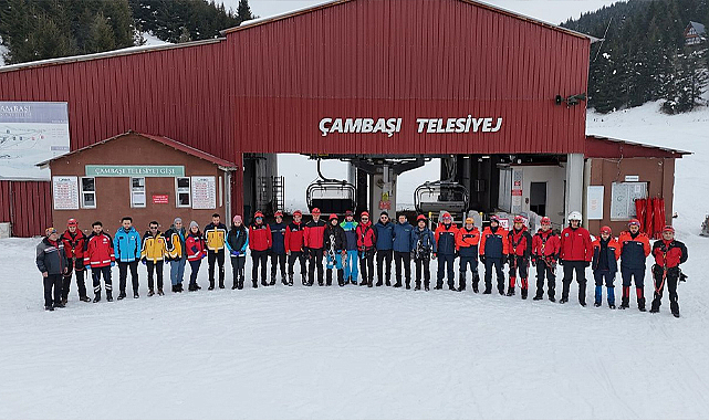 Zirvede hayat kurtaran tatbikat