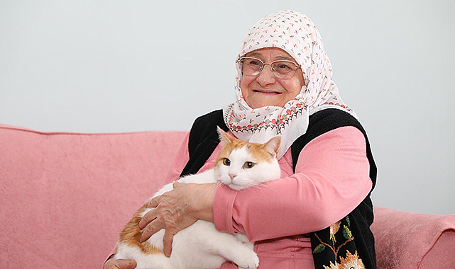 Büyükşehir İle Yalnızlığını Unuttu