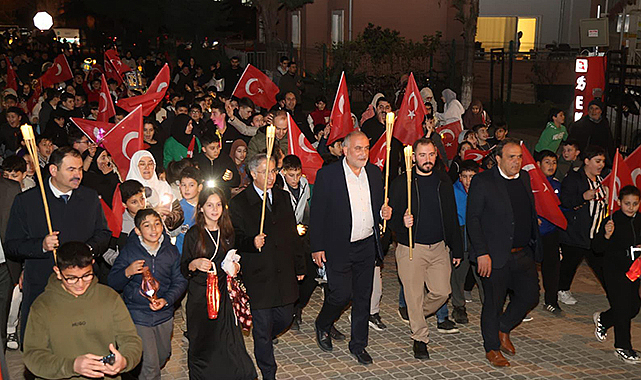 Canik'te Ramazan'ın Gelişi Fener Alayıyla Karşılandı