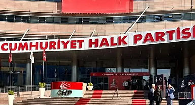 Gürsel Tekin göreve devam edecek