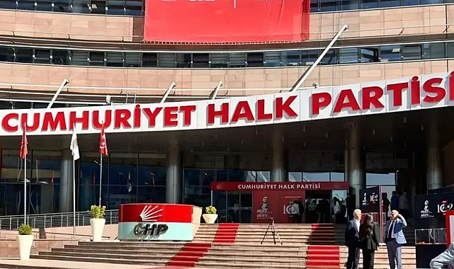 Gürsel Tekin göreve devam edecek