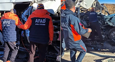 Kayseri’de okul servisi tırla çarpıştı: 1 ölü, 7 yaralı