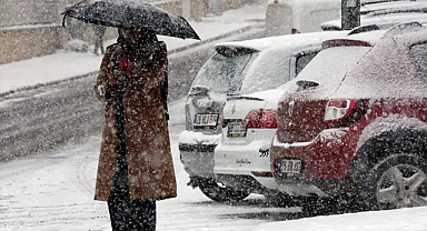 Meteoroloji'den doğuya kar, Batı Akdeniz’e fırtına uyarısı