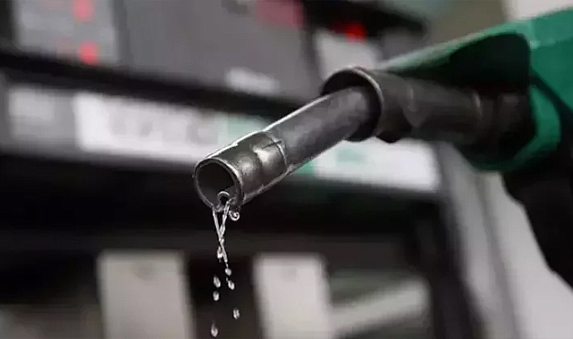 Akaryakıta yeni zam: Motorin bazı şehirlerde 80 lira sınırını aştı