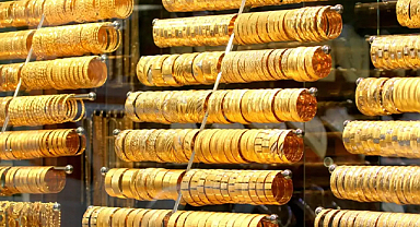 Altın fiyatlarında düşüş sürüyor