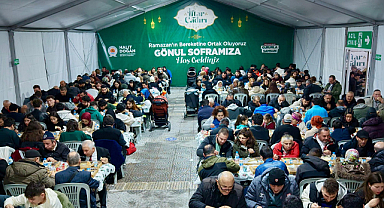 Büyükşehir Belediyesi Binlerce Kişiyi İftar Sofralarında Buluşturuyor