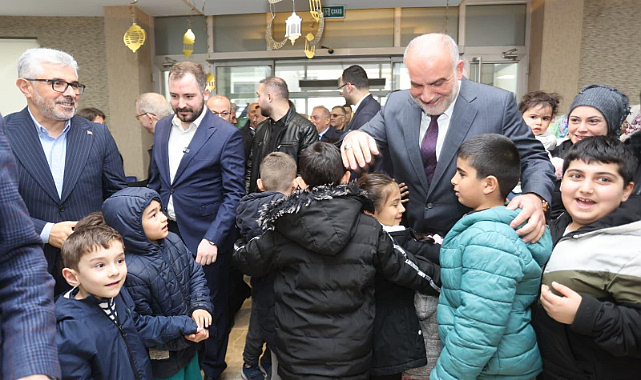 Canik'te Bayram Coşkusu: Vatandaşlar Doldu Taştı